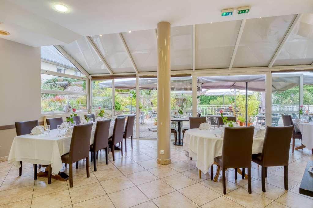 Brit Hotel Le Cygne Сент-Илер-дю-Аркуэ Ресторан фото