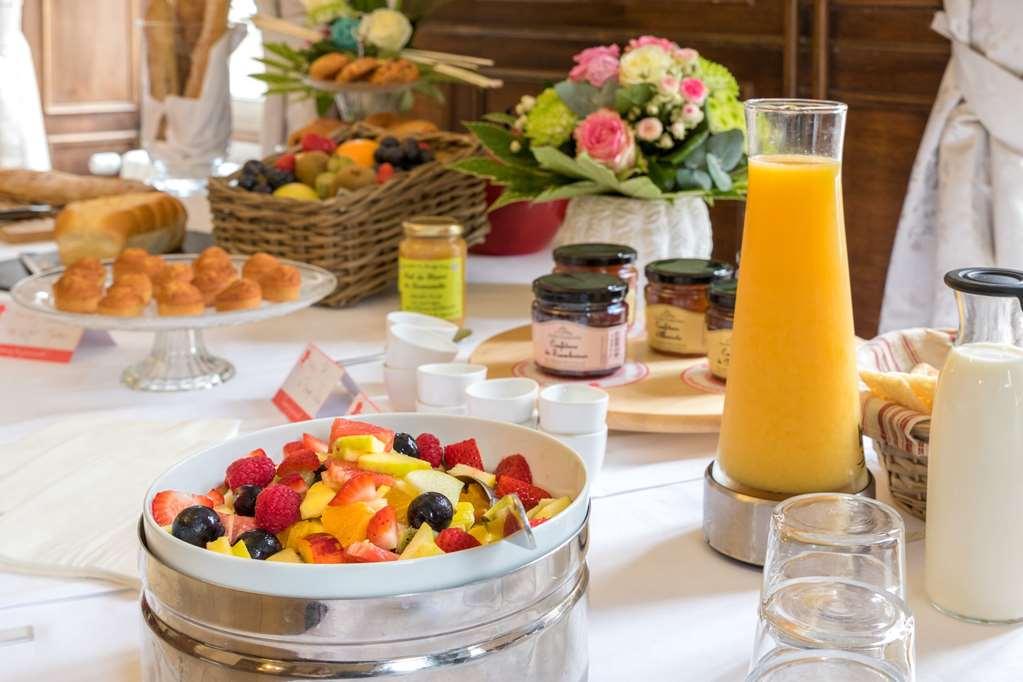 Brit Hotel Le Cygne Сент-Илер-дю-Аркуэ Ресторан фото