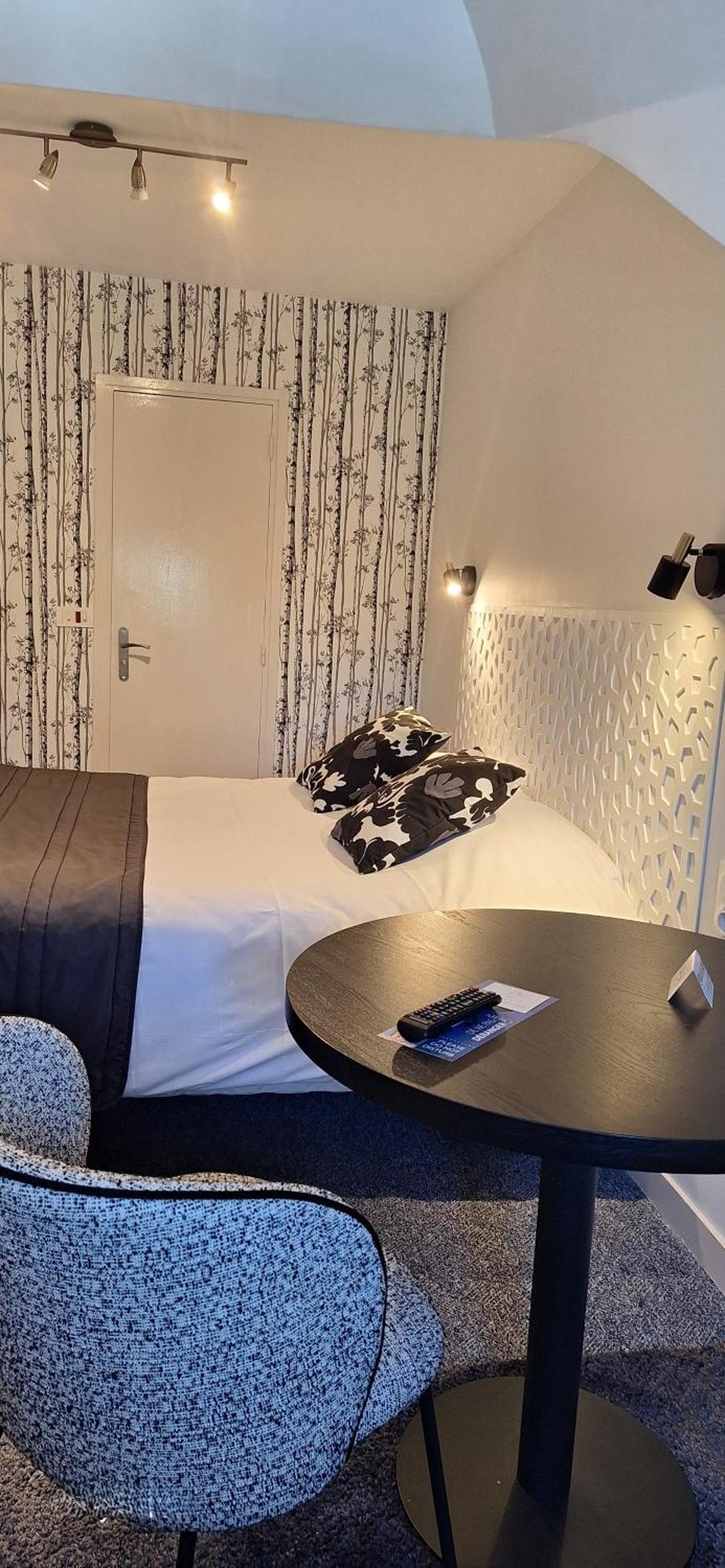 Brit Hotel Le Cygne Сент-Илер-дю-Аркуэ Экстерьер фото