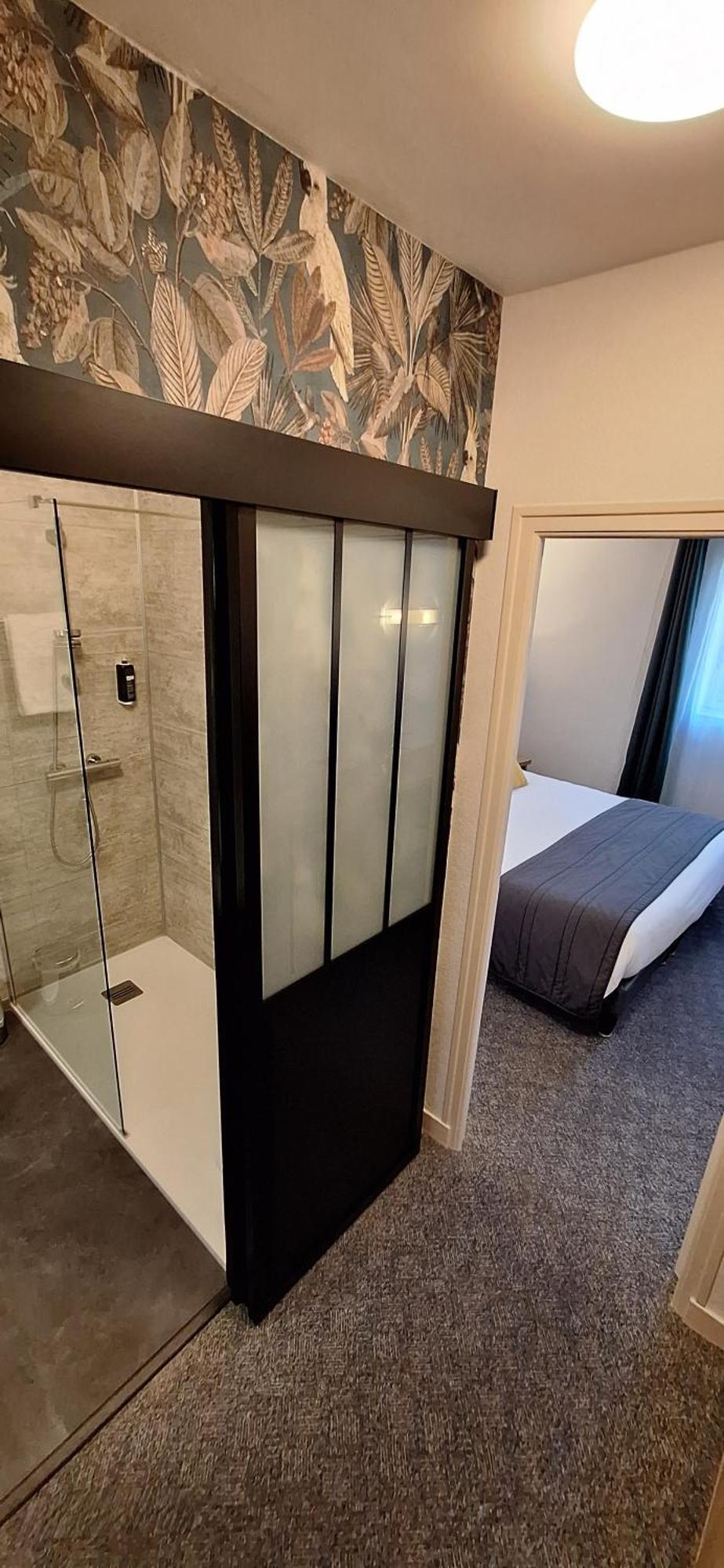 Brit Hotel Le Cygne Сент-Илер-дю-Аркуэ Экстерьер фото