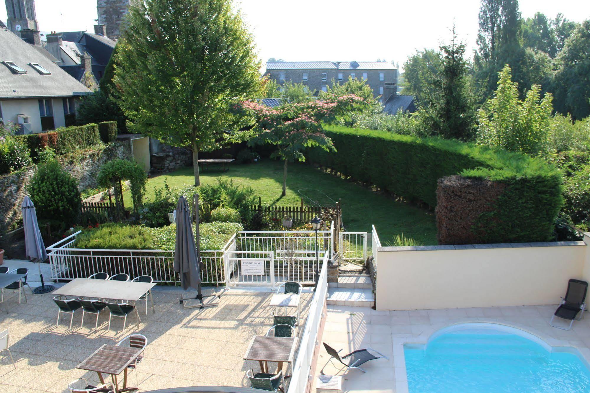 Brit Hotel Le Cygne Сент-Илер-дю-Аркуэ Экстерьер фото